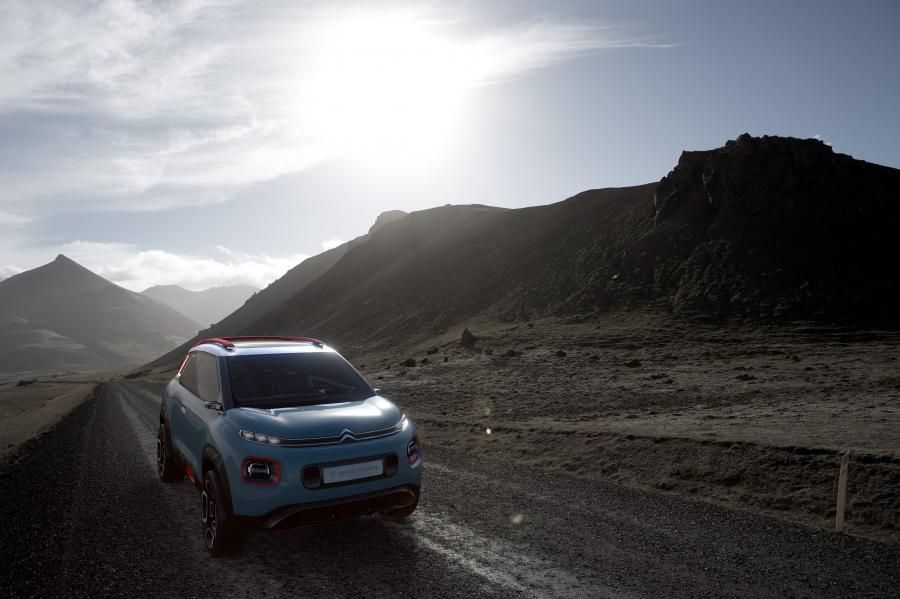  Citroen C-Aircross Concept 2017 года  (фото 14 из 34)